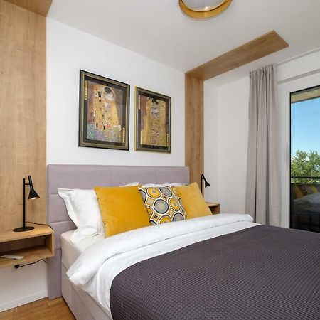 Studio Apartman Krila Wings- Parking In Garage Zagreb Ngoại thất bức ảnh