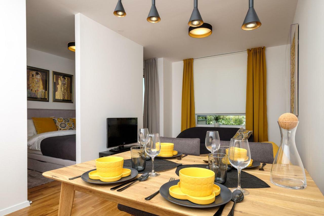 Studio Apartman Krila Wings- Parking In Garage Zagreb Ngoại thất bức ảnh